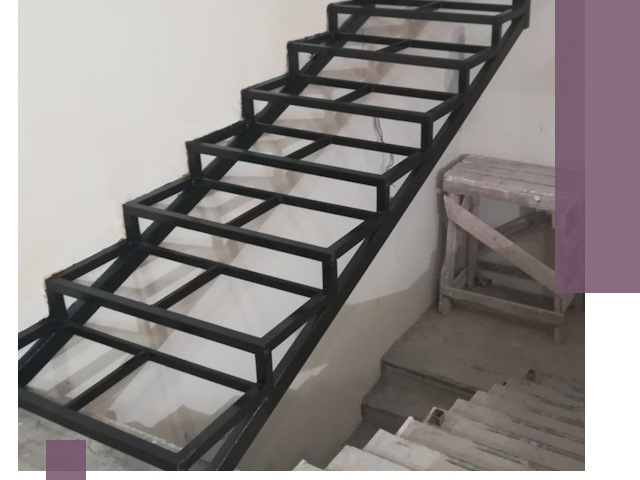 Демонтаж лестниц на металлокаркасе в Первоуральске: быстрый вывоз и разбор