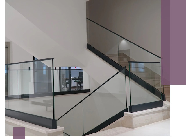 Стеклянные перила премиум-класса с установкой в Первоуральске