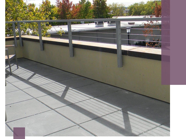 Металлические парапеты под ключ в Первоуральске: монтаж и изготовление